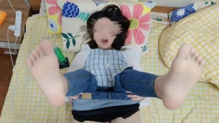 swag daisybaby I Strike up a super hot swimming girl fuck her with no condom & face shoot(英文對白)