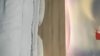 王行芝腹肌体育生猛男后入打桩大学学姐