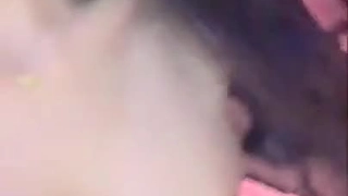 阿姨逼水多了，忍不住叫我去她家操她，她说很想要