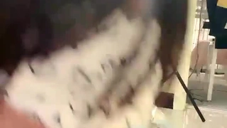 提前在大众浴池女士更衣间安装暗藏录像机，偷拍内部春光好多年轻丰满的美眉真养眼！720P高清