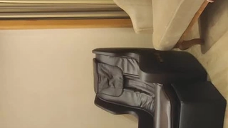 教學視頻,關於如何誘惑青少年與丈夫和妻子進行三人行