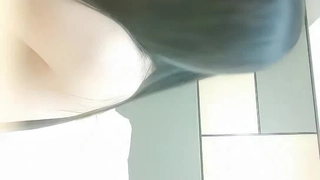 美乳大学生跟男友来摩铁偷嚐禁果
